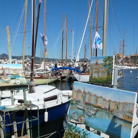 Les Romarins